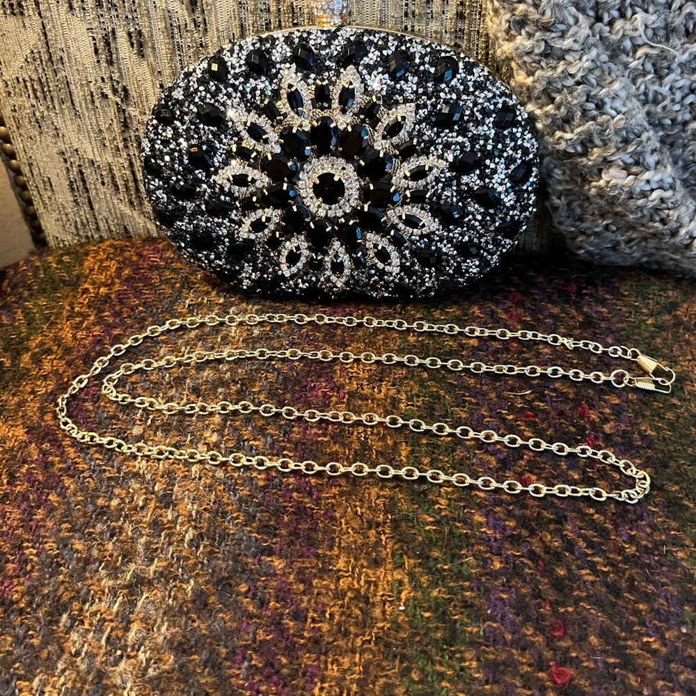 Black and Rhinestone Evening Bag - Picture 3 of 7